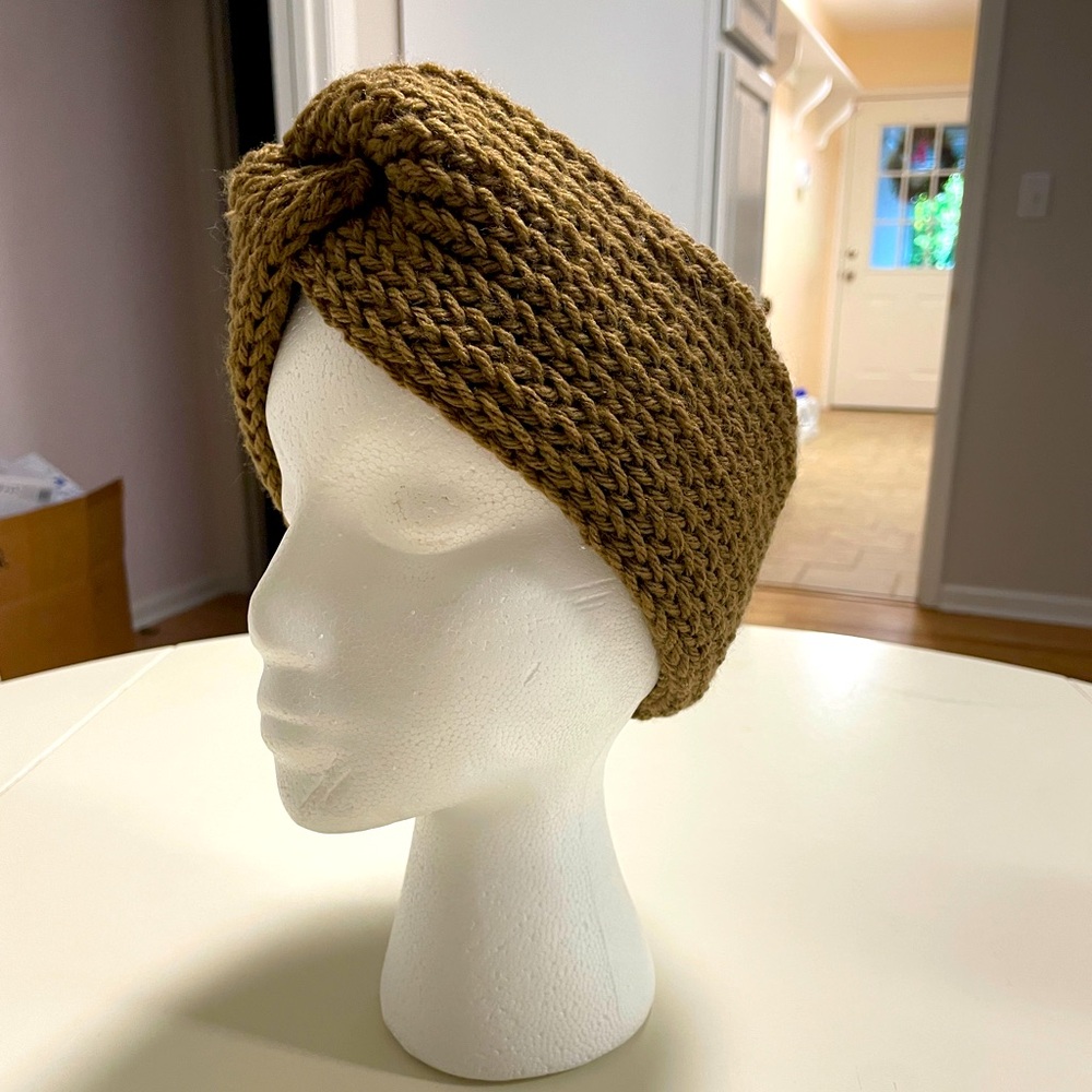 Ear warmers